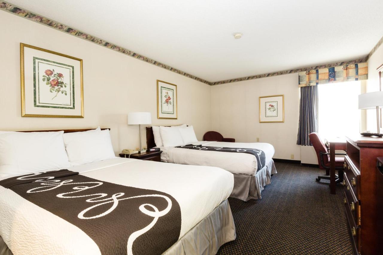 The View Inn&Suites Bethlehem / Allentown / Lehigh Airport Exterior foto